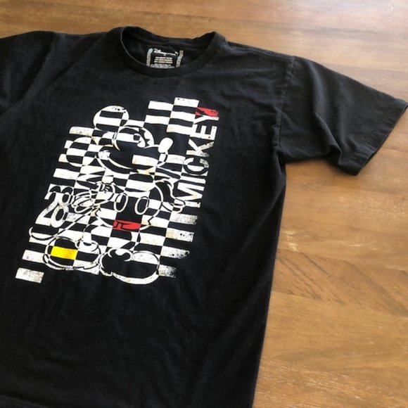 Mickey Mouse Black Multi Color 100% Organic Cotton Tee Shirt- Disney Store Med M - Picture 2 of 4
